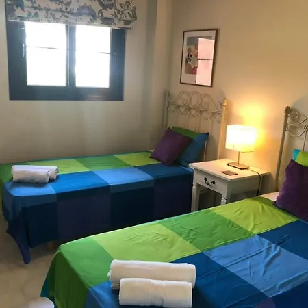 1257: Luxury 3 Bedroom In Hacienda Del Sol Estepona